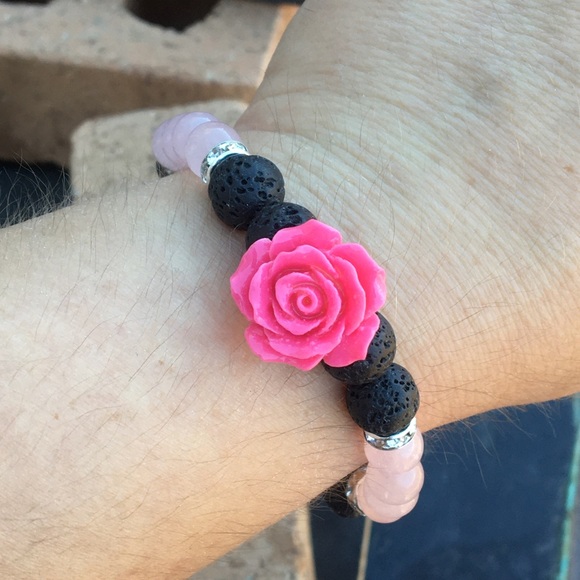 Pink Rose Quartz Black Lava Rock Diffuser Bracelet - Picture 5 of 6
